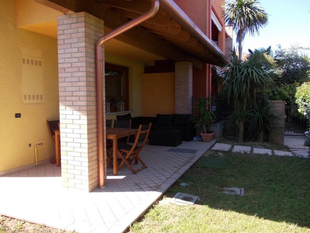 Alessandria Residence Десенцано дел Гарда Екстериор снимка